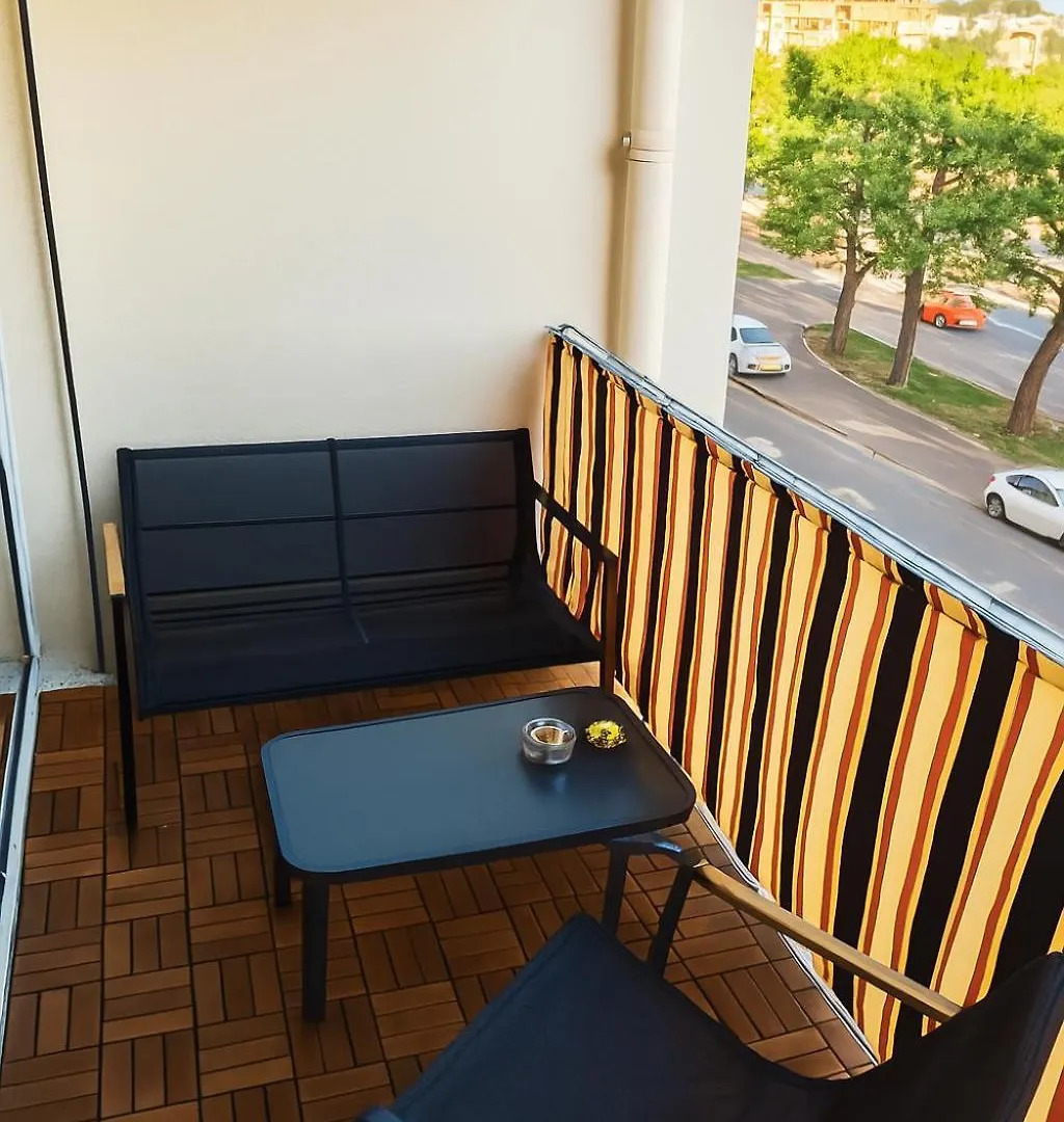Διαμέρισμα Charmant Appartement Avec Terrasse Λε Κανέ Γαλλία